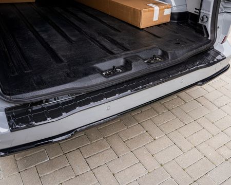 Listwa tylnego zderzaka Ford Tourneo Custom V710 VAN II 2023-