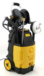 Myjka ciśnieniowa 2000W 200bar KD435