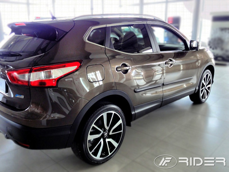 Nissan Qashqai II listwy boczne