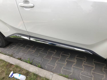 Ozdobne listwy drzwi chromowane dla modelu TOYOTA CH-R 2016+