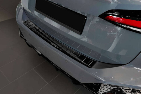Nakładka na zderzak tylny do BMW serii 2 ACTIVE TOURER 2 (Czarna-Lustro)