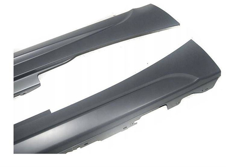 Progi sport style do Bmw F22 F23 2013-