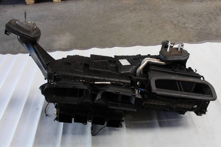 Nagrzewnica Chevrolet Camaro SS 2016+