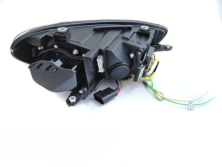 Lampy przednie do VW Scirocco 08-04.14 black xenon