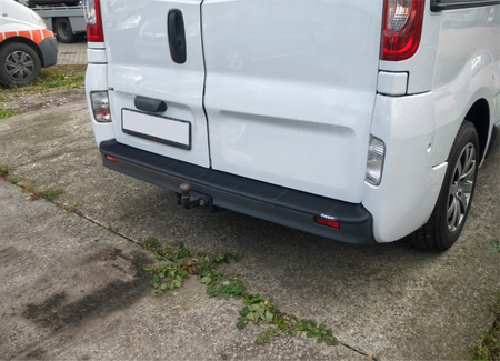 Nakładka na zderzak Opel Vivaro 2001-2014