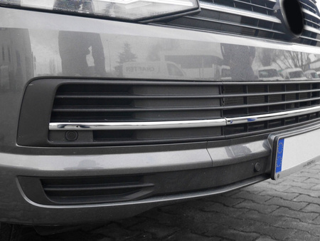Listwy atrapy zderzaka przedniego Volkswagen Caravelle 2015-2019