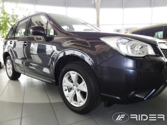 Subaru Forester IV listwy boczne