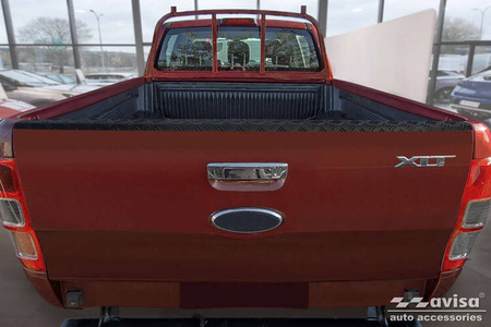 Nakładka na tylną klapę bagażnika do Ford Ranger 5