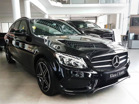 Nakładka na zderzak tylny Mercedes W205 klasa C Kombi (Czarna)