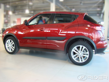 Nissan Juke listwy boczne