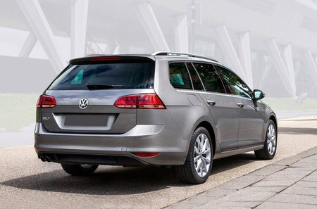 Nakładka na zderzak tylny do Volkswagen Golf 7 Kombi (czarna)