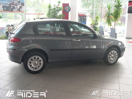 Alfa Romeo 147 listwy boczne