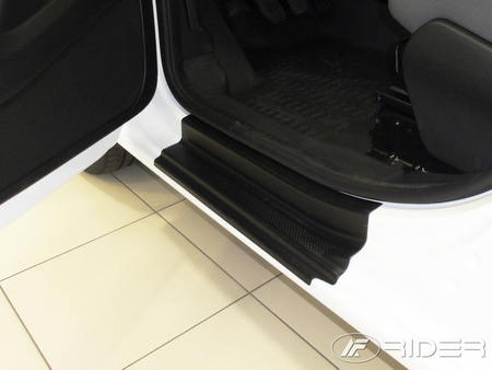 Peugeot Partner II nakładki progowe