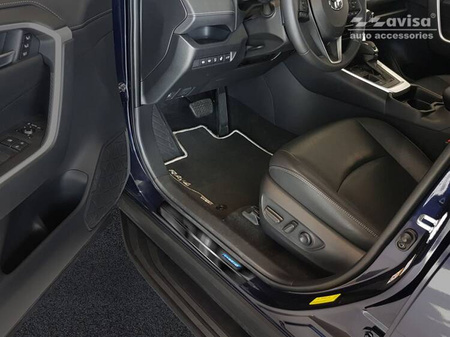 Toyota Rav4 V Zestaw - Czarna nakładka na zderzak tylny + nakładki progowe - czarne)
