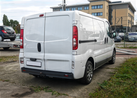 Nakładka na zderzak Opel Vivaro 2001-2014