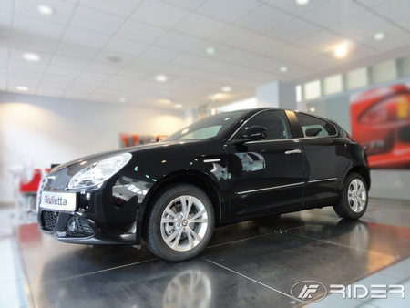 Alfa Romeo Giulietta listwy boczne