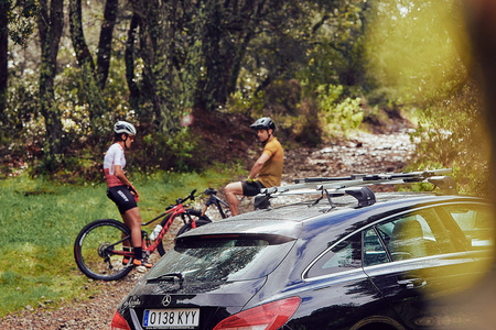 Bagażnik dachowy CRUZ AIRO FUSE DARK Ford Edge II