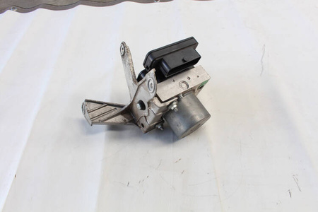 Pompa ABS z modułem OE 23414639 Chevrolet Camaro SS 2016+