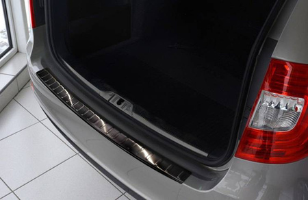 Nakładka na zderzak tylny Skoda Superb 2 Kombi (Czarna)  