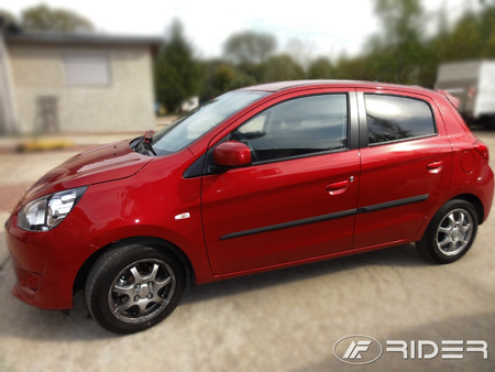 Mitsubishi Mirage listwy boczne