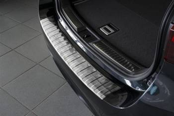 Nakładka na zderzak tylny TOYOTA AVENSIS Mk 3 FL Kombi (Stal)