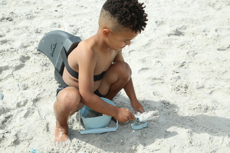 Składane wiaderko do wody i piasku Scrunch Bucket - Purpurowy