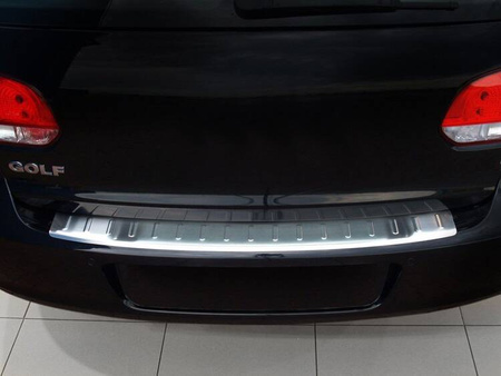 Nakładka na zderzak tylny do Volkswagen Golf 6 (Stal)