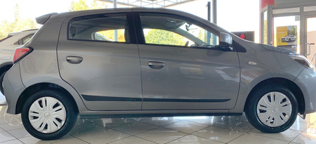 Mitsubishi Space Star 2020 listwy boczne