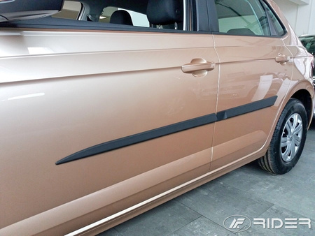 Vw Polo VI 5d listwy boczne