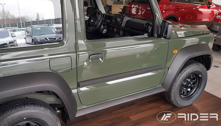 Suzuki Jimny listwy boczne - Produkt składa się tylko z 2 części