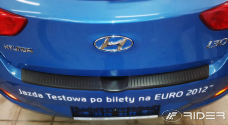 Hyundai i30 nakładka na zderzak