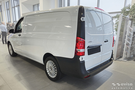 Nakładka na zderzak tylny Mercedes V Klasa W447/ Vito 3 (Czarna)