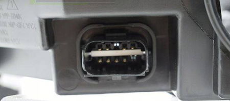 Lampa lewa reflektor do Citroen Berlingo 12-18