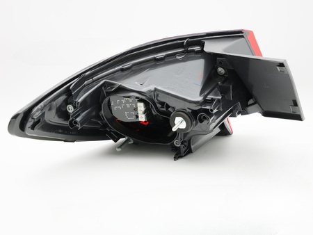Lampa prawa diodowa LED do Opel Astra K 15-19 Hb