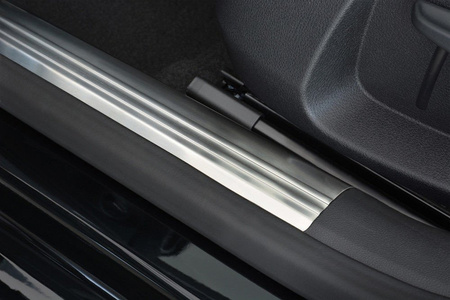 Seat Leon 3 Nakładki na progi górne (wewnętrzne). 2/21217