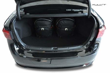 TOYOTA AVENSIS LIMOUSINE 2009+ TORBY DO BAGAŻNIKA 4 SZT