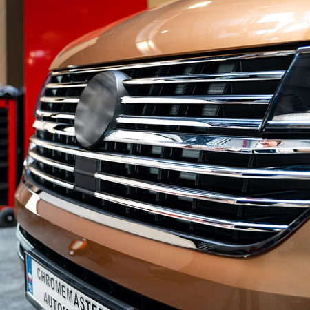 Listwy atrapy zderzaka przedniego Volkswagen Caravelle 2019-2023