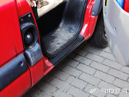 Renault Master II nakładki progowe