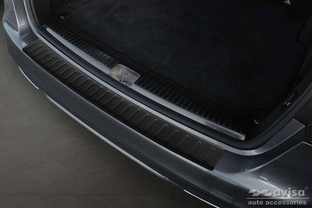 Nakładka na zderzak tylny do Mercedes C W205 Kombi