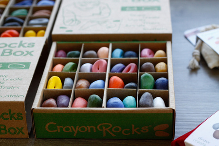 Kredki Crayon Rocks w pudełku 64 sztuki - 16 kolorów