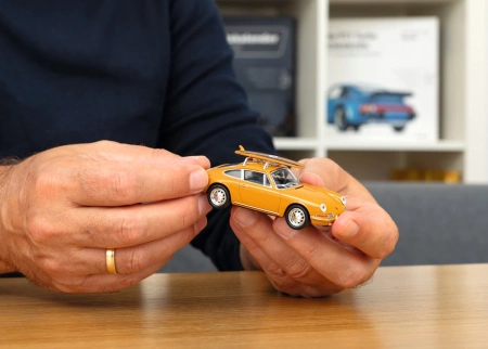 Porsche 911 - Kalendarz Adwentowy  Edycja limitowana z deską surfingową