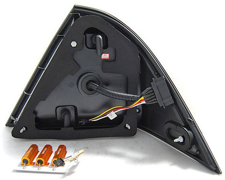 Lampy tylne nowe Mercedes w203 sedan 00-04