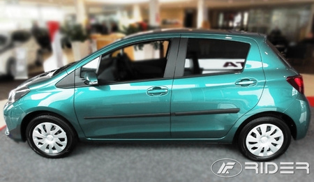 Toyota Yaris III FL 2016- listwy boczne