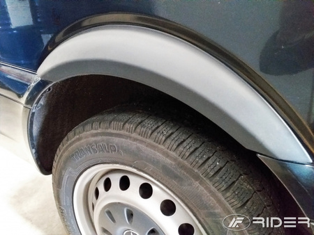 Mercedes Vito/Viano 2003-13 nadkole błotnika tył