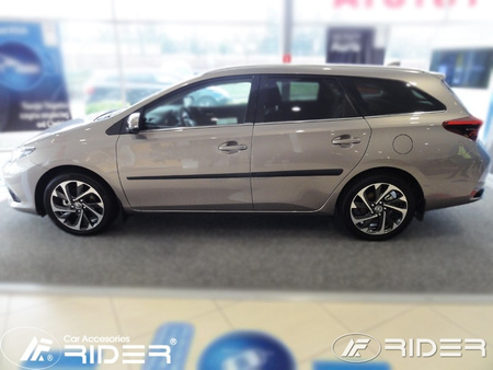 Toyota Auris Wagon FL listwy boczne