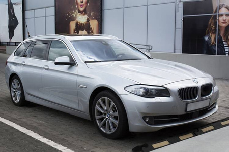 Nakładka na zderzak tylny do BMW serii 5 F11 Touring (Czarna)