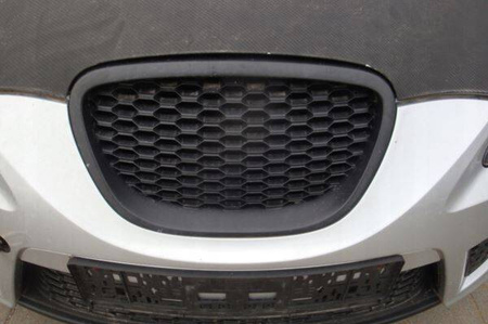 GRILL SEAT LEON 09-11  BLACK MATT PLASTER