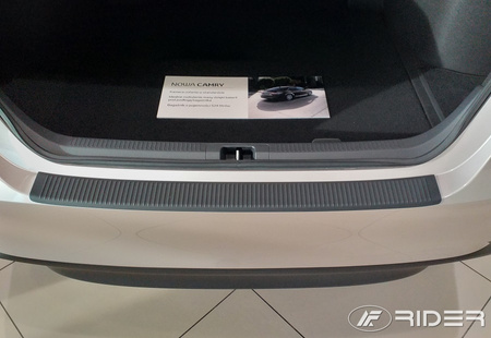 Toyota Camry 2018 - nakładka zderzaka