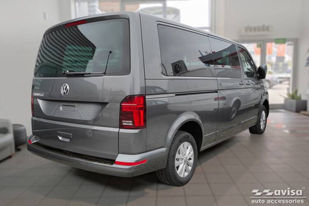 Nakładka na zderzak tylny do Volkswagen Transporter T6 (Carbon Fiber)