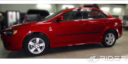 Mitsubishi Lancer 10 listwy boczne